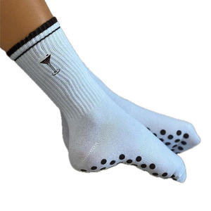 Chaussettes de sport antidérapantes en coton extensible respirant confortables pour le yoga, le pilates, la remise en forme, tendance, pour l'entraînement en salle - Product Image 3