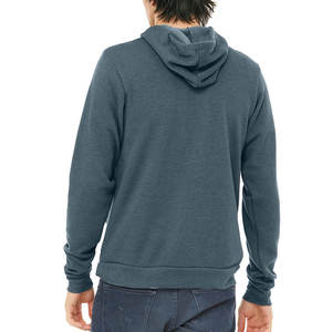 Bella + Canvas Pull à capuche unisexe en éponge unie avec motif brodé Poly-Coton - Product Image 5