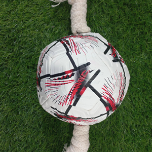 Ballon de football pour animaux de compagnie durable personnalisé avec corde jouet de remorqueur pour chiens balle d'entraînement et à mâcher interactive - Product Image 3