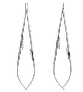 ชุดเครื่องมือผ่าตัดสแตนเลสสตีล Castroviejo ขนาด 18 ซม. พร้อมกรรไกรด้ามโค้งเคลือบเพชรแบบล็อค ผลิตโดยบริษัท Dentavex - Product Image 1