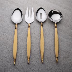 Elegante juego de cubiertos de acero inoxidable con mango dorado y cabeza plateada para servir, cubiertos de lujo para cocina, comedor y uso de buffet de la India - Product Image 1