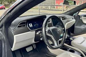 TESLA LHD/RHD 2015 USADO MODELO S P90D - Product Image 3