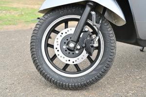 สกู๊ตเตอร์ไฟฟ้า800W ทรงพลังสำหรับผู้ใหญ่เบรคคู่พับได้ยางนิวเมติก10นิ้วระยะทาง35กม./ชม.-40กม. 25ah 40Ah 30ah - Product Image 3