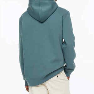 Pull à capuche en polyester surdimensionné personnalisable pour hommes, mode d'hiver avec poche kangourou Logo OEM Hoodies & Sweatshirts - Product Image 2