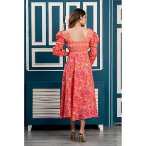 เดรสแม็กซี่พิมพ์ลายดอกไม้สีพีชมีชุดเดรสที่สง่างามสำหรับผู้หญิงคอหวานใจ - Product Image 5