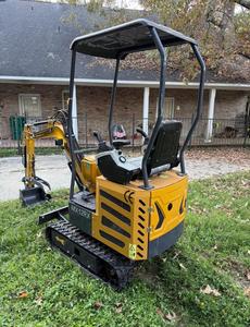 ENVÍO GRATUITO CFG MX12RX Miniexcavadora de Gasolina de 1.2 Toneladas y 15 HP con Certificación EPA y CE, Cilindro Hidráulico Eaton, Motor Principal, Bomba, Caja de Cambios, PLC - Product Image 4