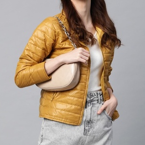 Chaqueta Acolchada para Mujer, Impermeable, Transpirable, con Capucha y Cremallera, Bordado Personalizado, Marca Propia Disponible, Superventas - Product Image 4