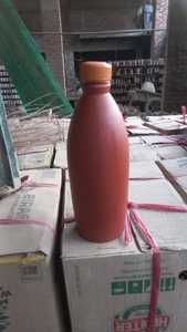 Bouteille d'eau en argile cuite faite à la main à la demande avec couvercle en plastique Drinkware bouteille de refroidissement naturel pour l'exportation - Product Image 2