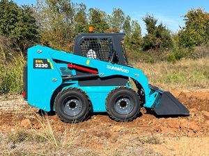 Vente chaude Skid Steer Loader Cummins Engine 4 Roues Motrices Compact Construction Machines Meilleure Qualité Système Hydraulique Haute - Product Image 4