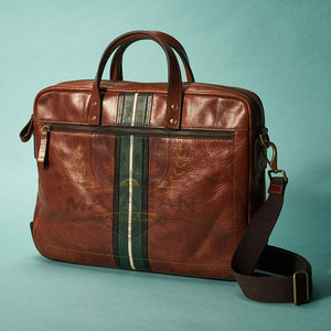 Étui d'épaule pour ordinateur portable personnalisé, grand compartiment de rangement, intérieur rembourré, sangle réglable, sac pour ordinateur portable pour un transport quotidien - Product Image 5