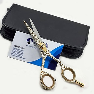 กรรไกรตัดผมพิมพ์ลายสีทองหรูหราอุปกรณ์ทำผมสแตนเลสสำหรับช่างตัดผมมืออาชีพ - Product Image 4
