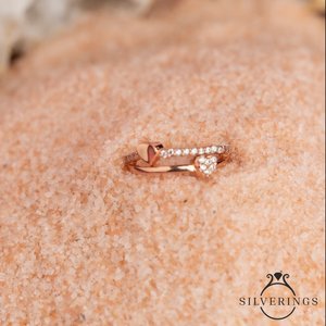 Anillo de Compromiso Silverings de Plata de Ley 925 con Zirconia Cúbica, Corte Invisible, Bañado en Platino y Rodio, Joyería Fina - Product Image 4
