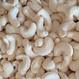 Vente en gros de noix de cajou congelées crues de haute qualité amandes Santigo Vietnam exporté Asie UE Moyen-Orient - Product Image 1