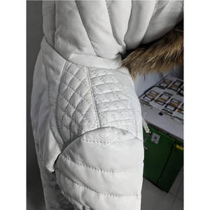 Haute qualité personnalisé OEM femmes léger pleine fermeture éclair résistant à l'eau compressible en cuir doudoune à manches longues à capuche automne - Product Image 3