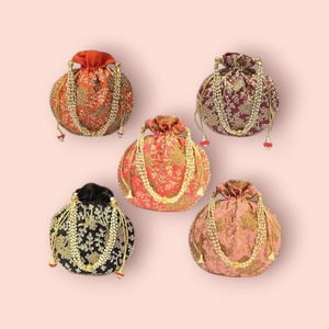 Bolso de Mano Personalizado de Diseño Nuevo, Hecho a Mano, con Bordado Floral Zari, Cierre de Cordón, Forma de Cubo, Ligero y Plegable para Mujer - Product Image 4