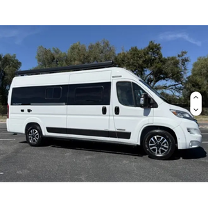 DESCUENTO C-S Autocaravana Usada W-i-n-n-e-b-a-go TRAVATO 59GL 2025 en Venta, Lista para Entregar - Product Image 2