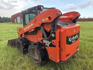 Kubota SSV75ลื่นไถล-ความแข็งแรง, ความอเนกประสงค์, และความทนทานในตัวต่อการใช้งาน - Product Image 3