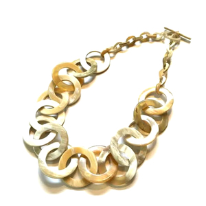 Collar de cuerno de buey de búfalo natural de tendencia superior para niñas y mujeres Joyas únicas de estilo Animal de la India - Product Image 1