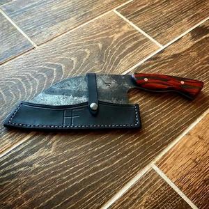 Couteau de chef personnalisé fait main en acier au carbone de 9 pouces avec étui en cuir unique, manche élégant, personnalisable, supporté - Product Image 5