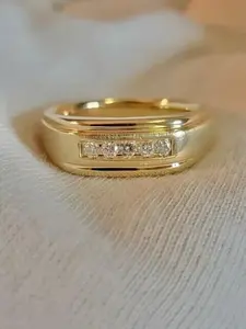 Anillo de Compromiso y Boda para Mujer con Diamante Moissanita Redondo de 2.50 Ct, Plata 925, TISHYA DIAMOND, para Aniversario, Fiesta y Regalo - Product Image 4