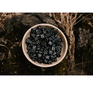 Dés en corne de buffle naturelle faits à la main pour jeux de société et RPG - Product Image 1