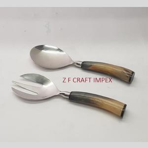 Cuillères de service à salade en acier inoxydable plaqué argent avec poignée en bois de type multiple Nouveaux outils de conception tendance Serveurs à salade - Product Image 6