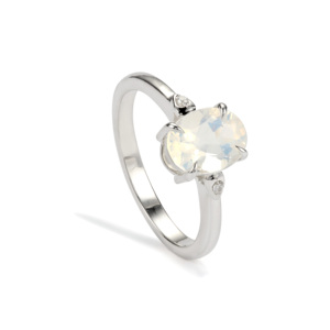Anillo de Cuarzo Azul Luna con Corte Princesa y Circonita Blanca en Plata de Ley Chapada en Rodio - Product Image 1