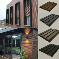 Panneau mural WPC extérieur co-extrudé rainuré, excellent panneau mural WPC anti-UV, panneaux muraux en bois pour décoration extérieure