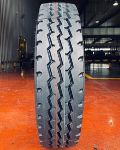 Pneu de camion de haute qualité, radial, sans chambre à air, 11R22.5 16PR, motif de direction, pour camions légers, état neuf - Product Image 1