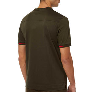 Vente en gros T-shirt homme 100% coton de haute qualité, col rond respirant avec motif solide de style Hip Hop et technique de teinture unie - Product Image 3