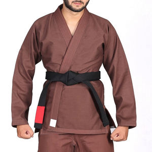 Uniformes de karaté et de BJJ professionnels sur mesure 2025 personnalisés avec logo avant - Product Image 3