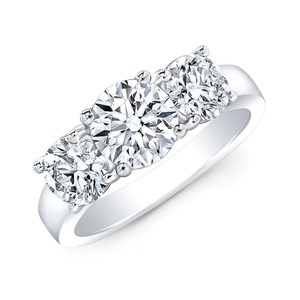 En gros, Ensemble de bagues de mariage et de fiançailles chrétiennes hip-hop en argent sterling 925 avec moissanite certifiée IGI taille poire et sertissage à griffes - Product Image 3