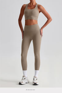 Ropa de gimnasio sin costuras con logotipo personalizado para mujer, pantalones cortos de Yoga, mallas, 2/3/4 Uds., conjuntos de sujetador Halter para entrenamiento deportivo - Product Image 6