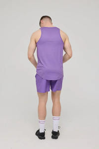 Débardeurs pour hommes en gros personnalisés, débardeurs noirs personnalisés, débardeurs d'été respirants pour hommes, débardeurs de sport, débardeurs vierges pour hommes - Product Image 5