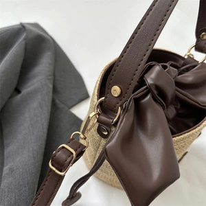 Bolso de Mano de Paja Tejido a Mano con Correa de Cuero, Forma Cilíndrica Redonda, Bolso Bandolera Pequeño para Mujer - Product Image 2