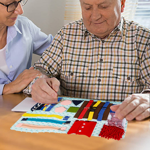 Fidget Blanket Productos de demencia para ancianos Manta sensorial Actividades de demencia para adultos Actividades autistas Juguete de Autismo - Product Image 5