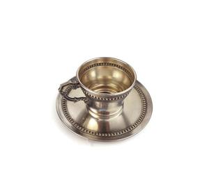 Ensemble de sous-verres en métal fait main élégant avec un design rustique pour les maisons de style ferme et la décoration d'inspiration vintage - Product Image 1