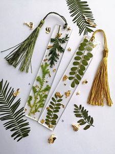 Marque-page en résine avec fleurs séchées, feuille d'or, art déco, feuille d'or rose, cadeau Diwali - Product Image 3