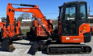 Mini-excavatrice Kubota U40 d'occasion en excellent état, avec godet hydraulique, patins en caoutchouc, pompe, moteur, noyau - Product Image 4