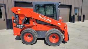 Minicargadora Kubota SSV75 2022: cargadora compacta fiable de 74HP para construcción y agricultura - Product Image 2