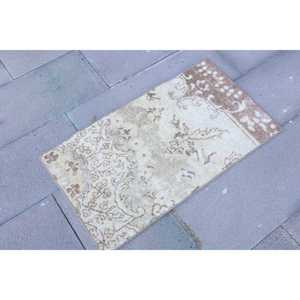 1.6x3 ft Rug, Vintage Turkish Rug, <b>Brown</b> <b>Wool</b> Rug - Product Image 3