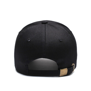 Casquette personnalisée avec patch logo en noir - Product Image 4