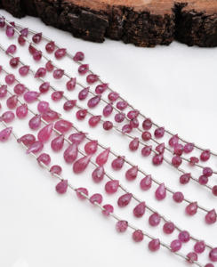 สร้อยคอพลอยโกเมนทรงหยดน้ำเจียระไน 8 นิ้ว พลอยสำหรับทำเครื่องประดับชั้นดี - Product Image 1