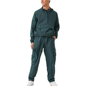 Conjunto de Dos Piezas para Hombre, Chaqueta Cortavientos con Cremallera y Pantalones Deportivos, Diseño Sólido, Transpirable - Product Image 1