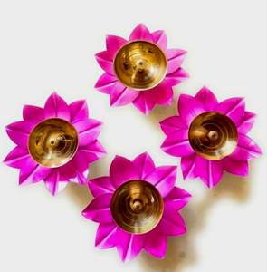 Venta al por mayor personalizado oro rosa Metal hierro hoja perforada latón lámpara de aceite portavelas último estilo clásico para la decoración del festival - Product Image 5