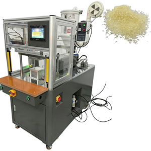 Machine de moulage basse pression pour connecteurs étanches, protection IP67, sans carbonisation - Product Image 3