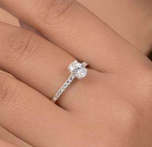 Cubic Zirconia 925 Sterling Silver Elegant Gemstone Ring Bijoux de cadeau de Noël faits à la main - Product Image 2