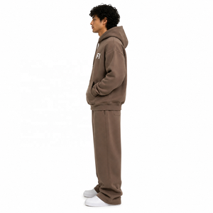 Nouvel ensemble de survêtement confortable deux pièces avec sweats à capuche surdimensionnés et épais, personnalisés et gaufrés, et pantalons de jogging à jambes larges - Fournisseur ODM - Product Image 4