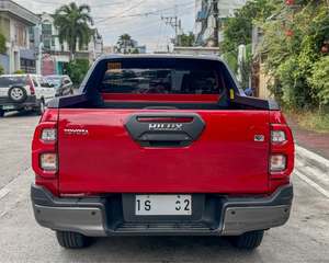 PREMIER PROPRIÉTAIRE TOYOTA HILUX CONQUEST V 4X2 2025 LHD PICKUP VOITURE D'OCCASION ÉTAT PARFAIT - Product Image 2