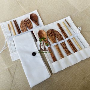 Cuchara de madera de coco Juego de cubiertos de madera de coco Utensilios de cocina Palillos Vajilla Tenedor de madera de coco Vietnam - Product Image 1